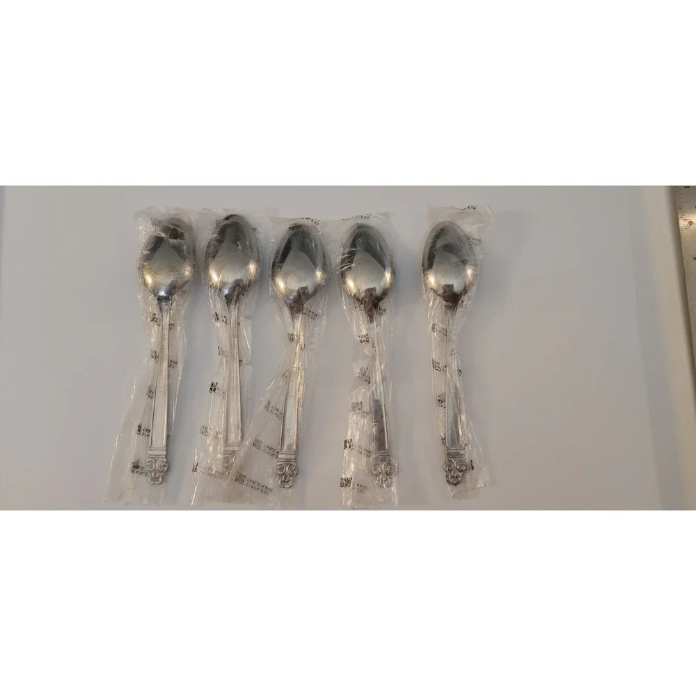 VTG Ekco Eterna Stainless Steel Crown Tiara Soup Dinner Spoon Set of 5 6 3/8